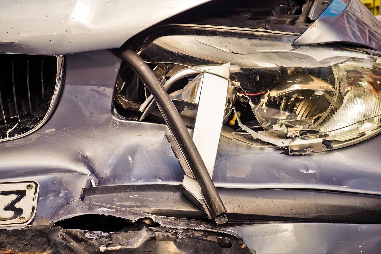 automobile, accident, vehicle, insurance, damage, total damage, car accident, car, collision, wreck, broken, scrap metal, turned off, car wallpapers, car wreck, scrap car, headlights, front